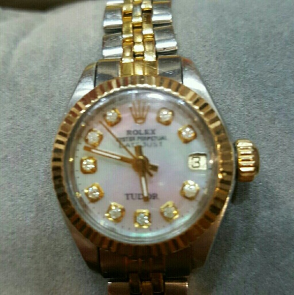 Rolex Accessories - 100% Auth. ladies Rolex